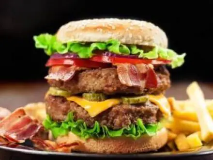 เบอร์เกอร์เนื้อคลาสสิก