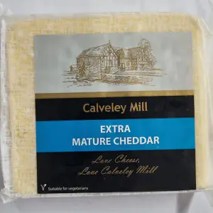 Extra Material White Cheddar from the UK 200g