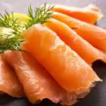 Sliced smoked salmon 100g